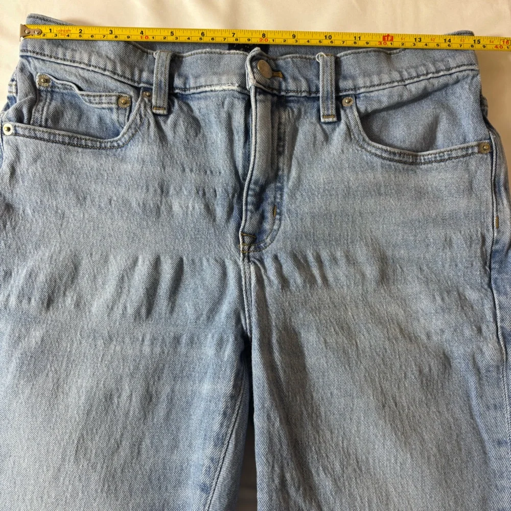 J Crew Cropped Jeans Slim Boyfriend Light Wash Hi Rise Ankle Capri Blue Size 28 - Picture 9 of 12